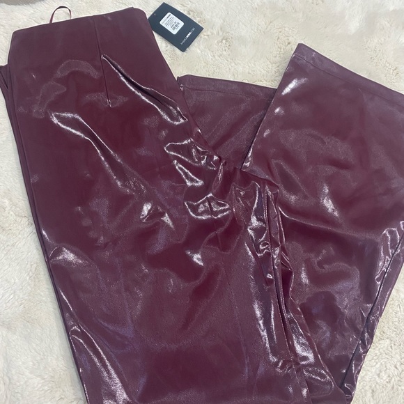 These leather pants from fashion nova maroon colour in  3XL  tags still attached - Picture 2 of 4